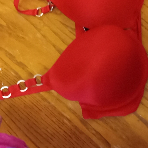 32dd victoria secret bra - Picture 2 of 4